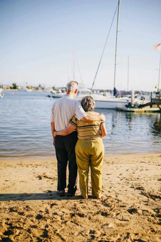 handman services for seniors allows elderly couple to go the beach